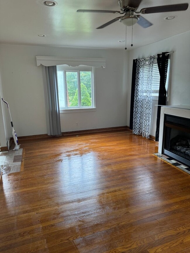 Foto del edificio - 2-bedroom House for Rent in Monongahela