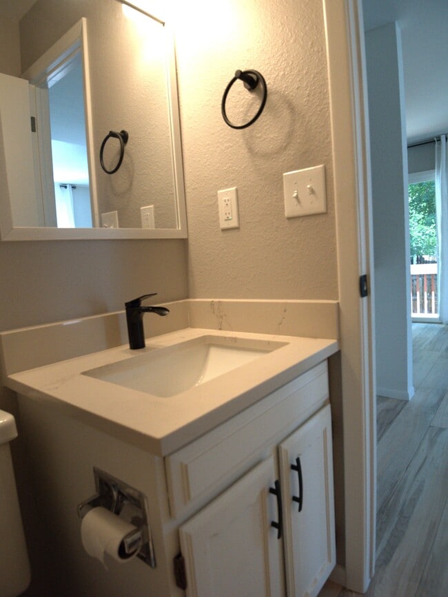 Building Photo - 1225 Centaur Cir