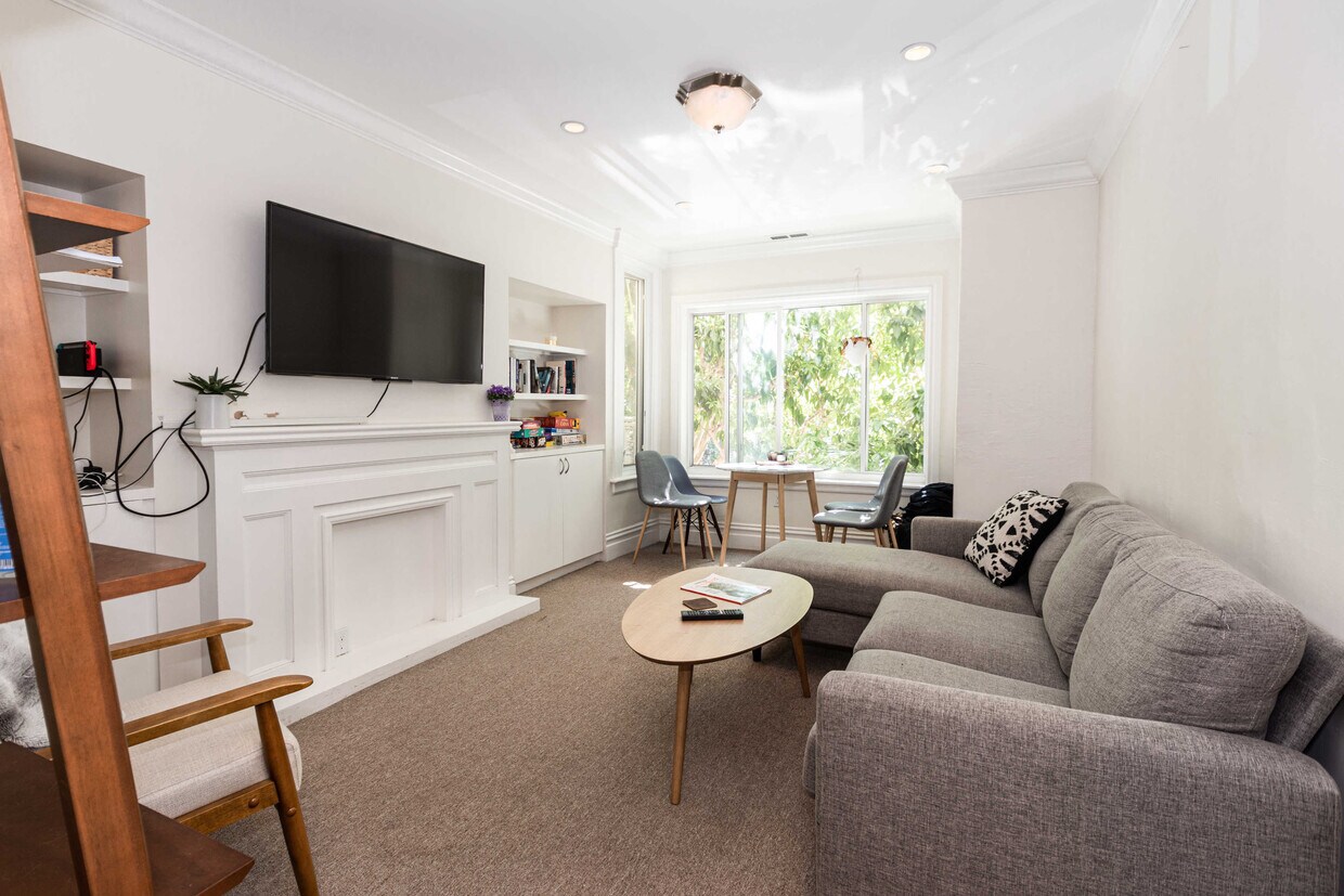 Foto principal - 304 Waller St