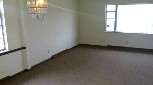 Building Photo - 465 Treeside Dr