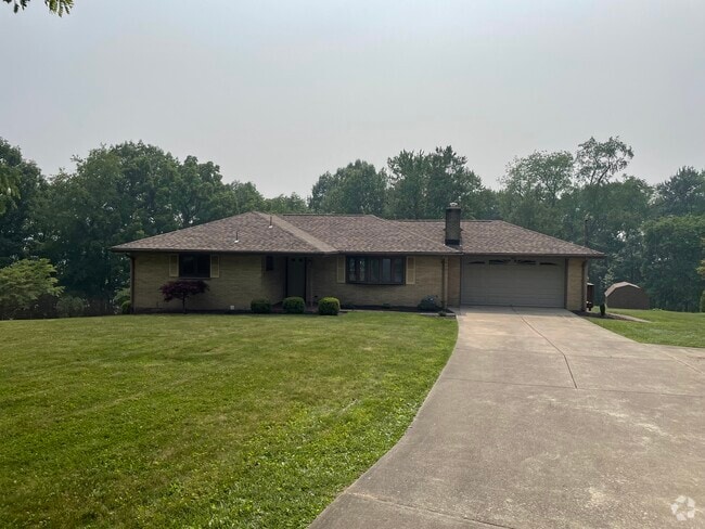 Building Photo - 19 Plainview Dr