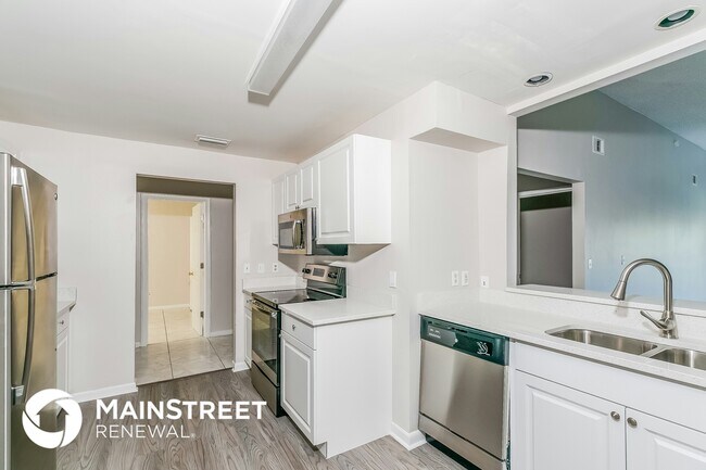 Foto del edificio - 1656 Parakeet Ct