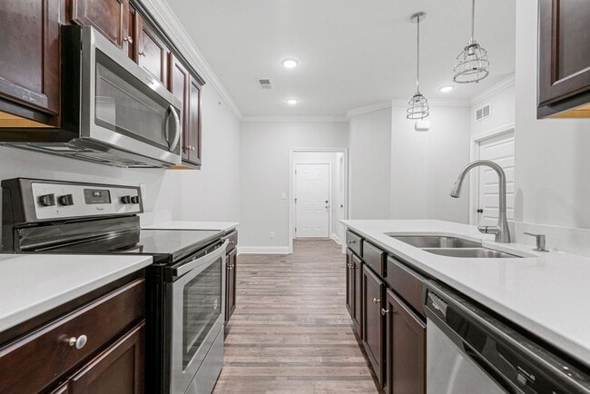 Interior Photo - Fairview Gables