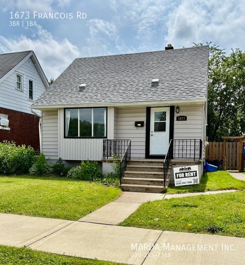 Photo principale - 3 BED 1 BATH EAST SIDE BUNGALOW PLUS HYDRO...