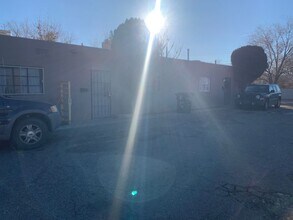 Building Photo - 333 Dallas St NE