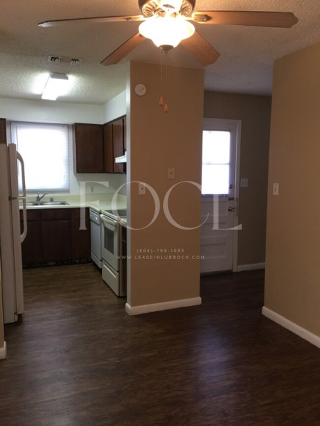Foto del edificio - 514 Dowden Rd