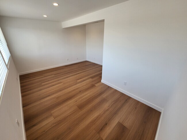 Building Photo - 17176 Gunther St