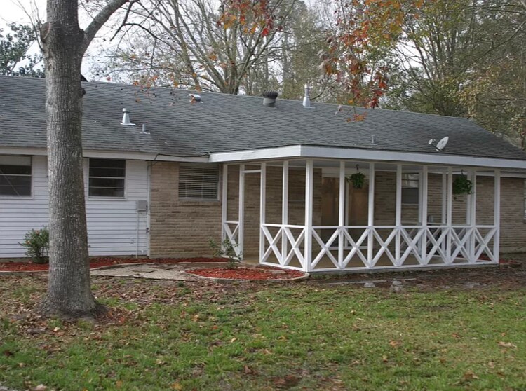 Building Photo - 195 Cindy Lou Pl
