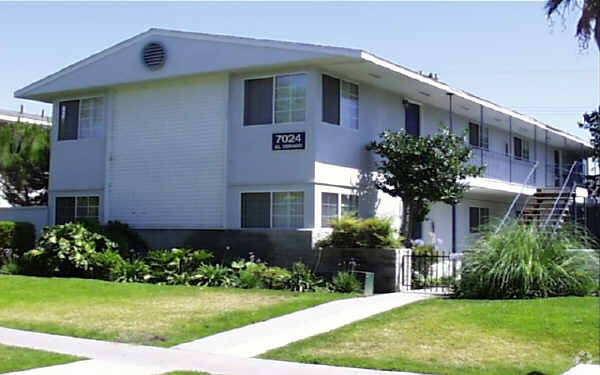 Building Photo - 7024 El Dorado Dr