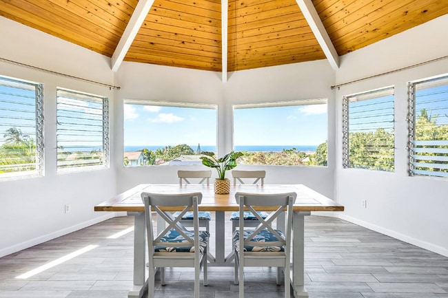 Building Photo - 73-4333-4333 Hoolana Pl