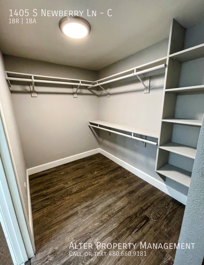 Foto del edificio - 1405 S Newberry Ln