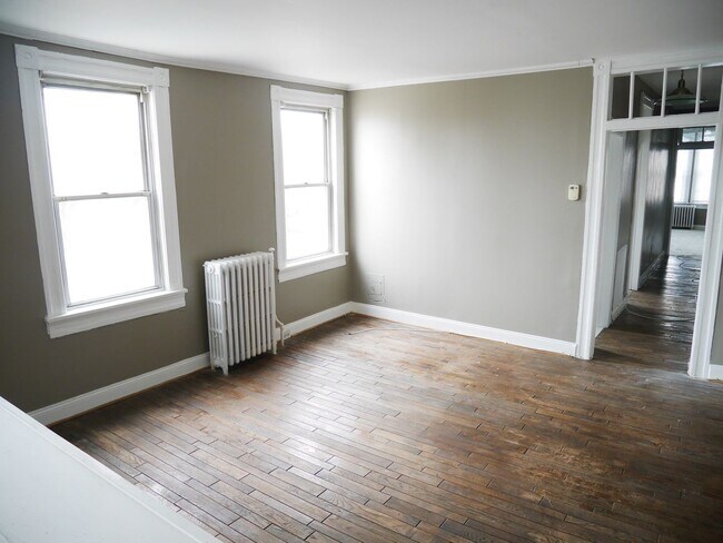 Foto del edificio - Corner Rowhouse Upper Unit-Canton, MD