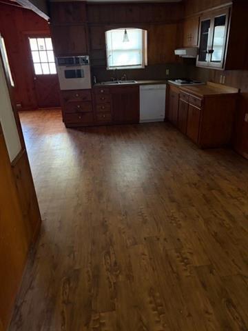 Building Photo - 1701 Mimosa Dr