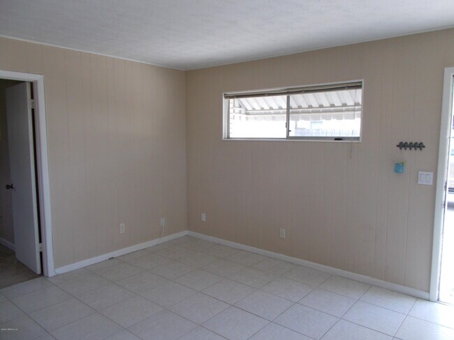 Foto del edificio - 1500 First St