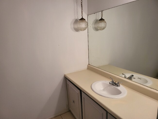 Foto del edificio - 1304 E Spring Creek Pkwy