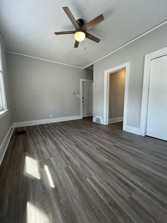 Living Room - 579 N Center St