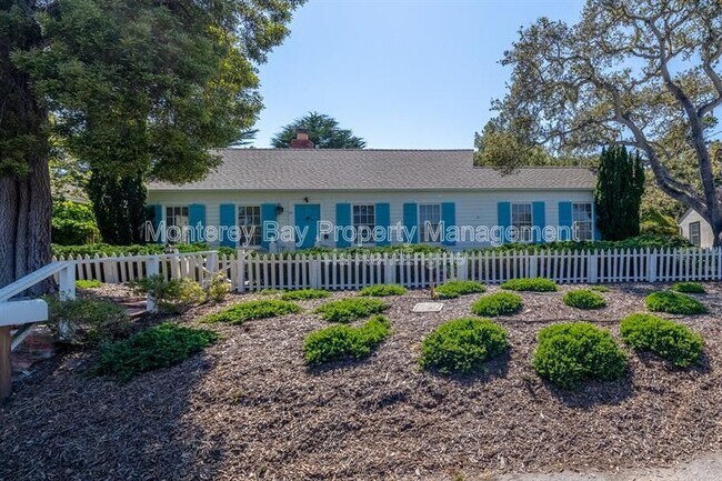 Foto del edificio - 84 Vía Del Pinar