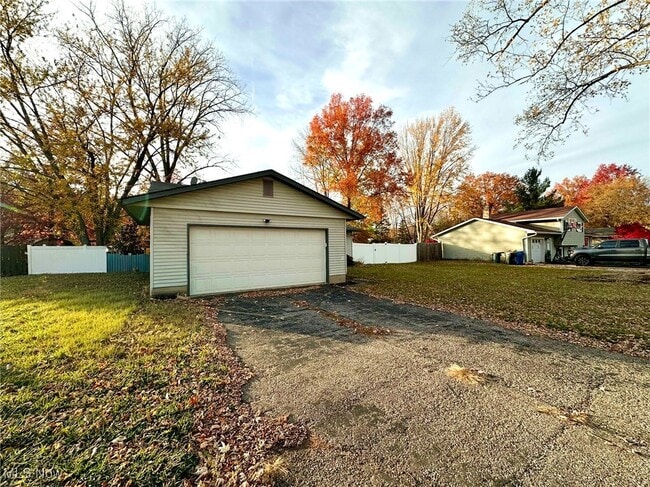 Foto del edificio - 6192 Jaycox Rd