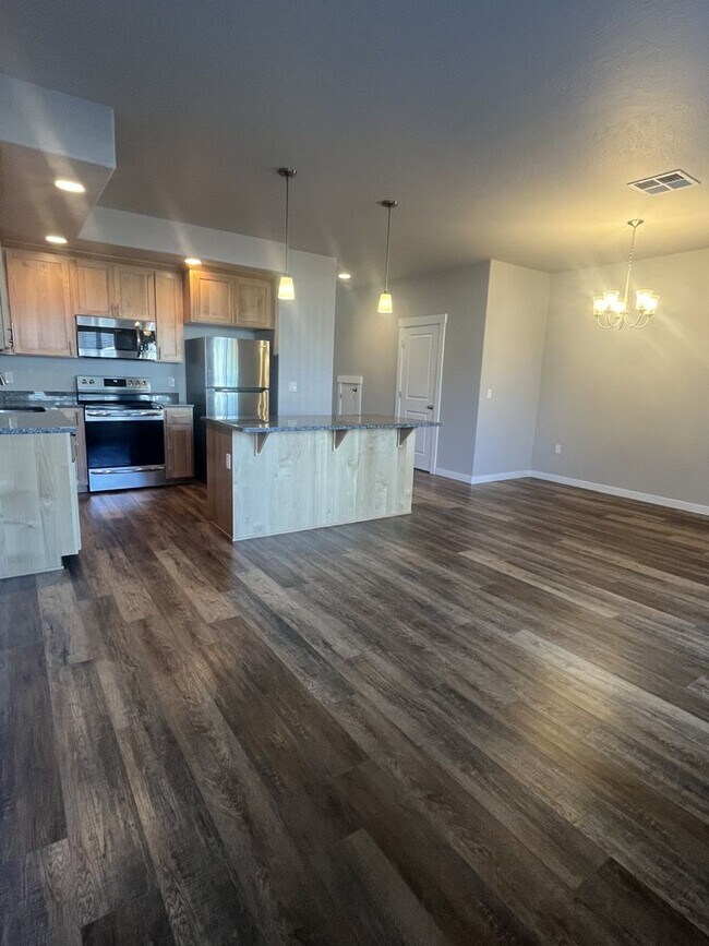 Foto del edificio - 1835-1837 Lillian St