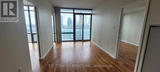 Building Photo - 38-3838 Grenville St