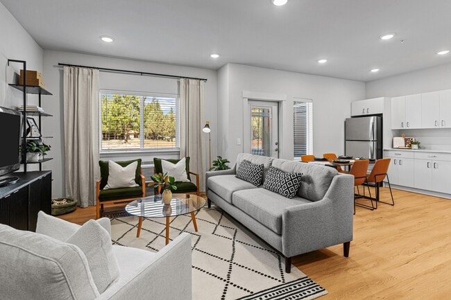 Spacious open floor plan - The Grove at Sunset Meadows