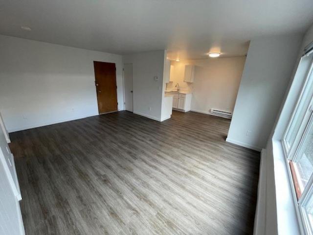 Building Photo - 1 bedroom in Seattle WA 98115