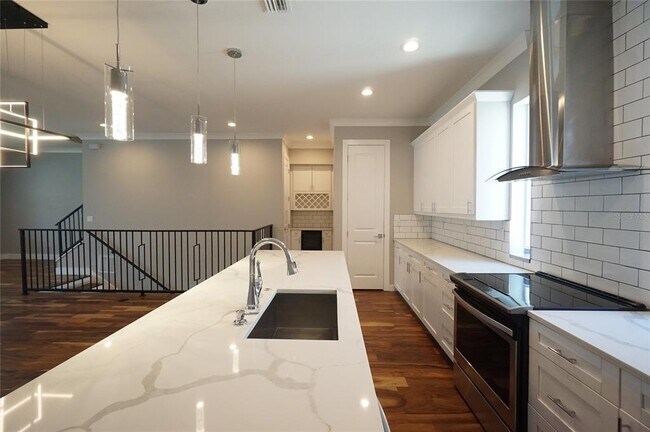 Foto del edificio - 4910 W McElroy Ave
