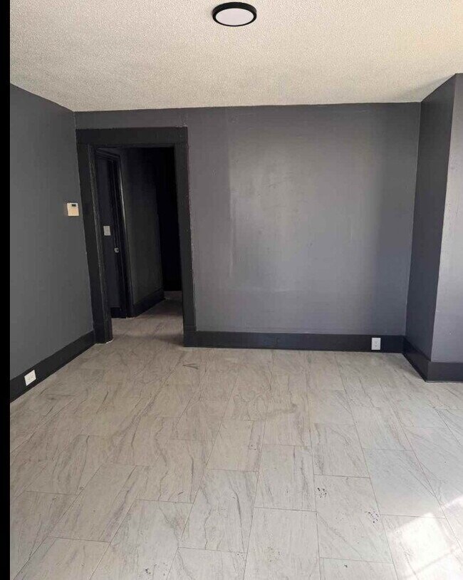 Building Photo - Fully Renovated 3BR in North Memphis – Section 8 Welcome