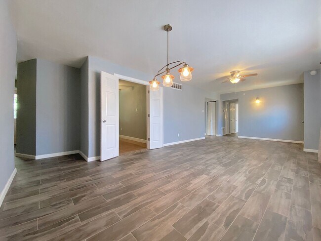 Foto del edificio - West El Paso 4 bed/2 Bath refrig A/C Home!