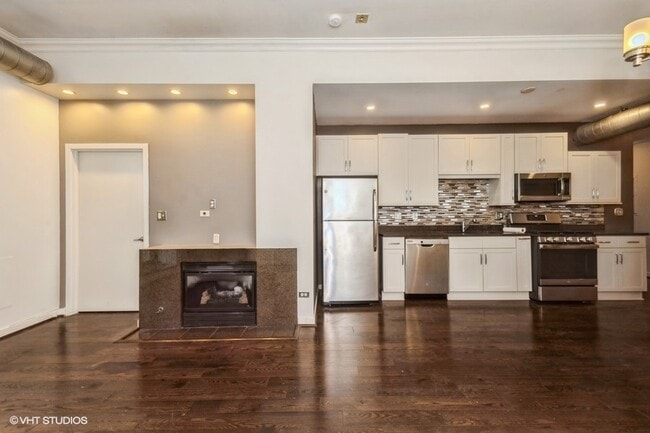 Building Photo - 4537 S Drexel Blvd