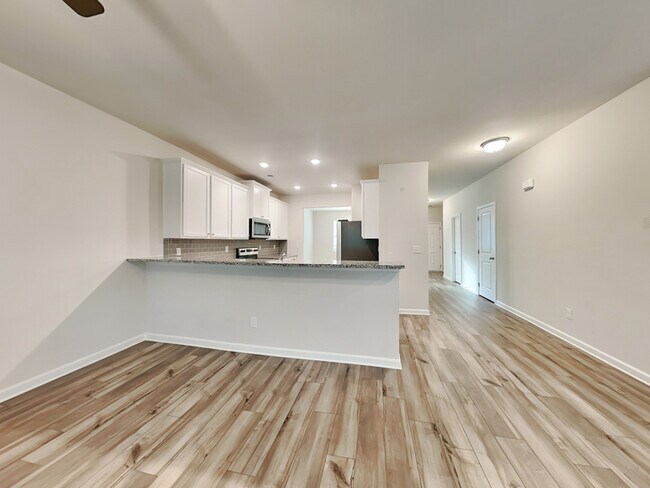 Foto del edificio - 2860 Saratoga Lake View