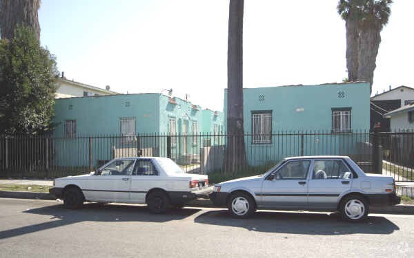 Primary Photo - 1200 W 39th St