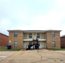 Building Photo - 501 Bermuda St