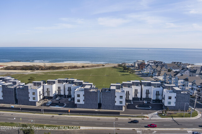 Building Photo - 200 Ocean Blvd