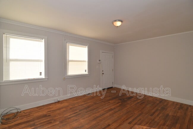 Building Photo - 1912.5 Kratha Dr