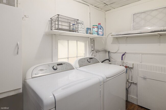 Foto del edificio - 5 br, 3 bath House - 1247 Kentucky Street