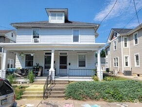 Building Photo - 316 W Sunset Ave
