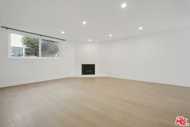 Building Photo - 1133 22nd St