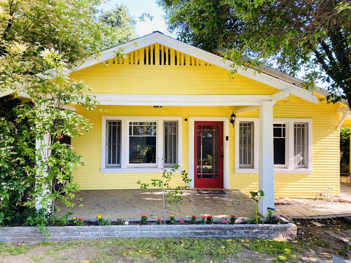 Gorgeous original LA craftsman home! - 14216 Hamlin St