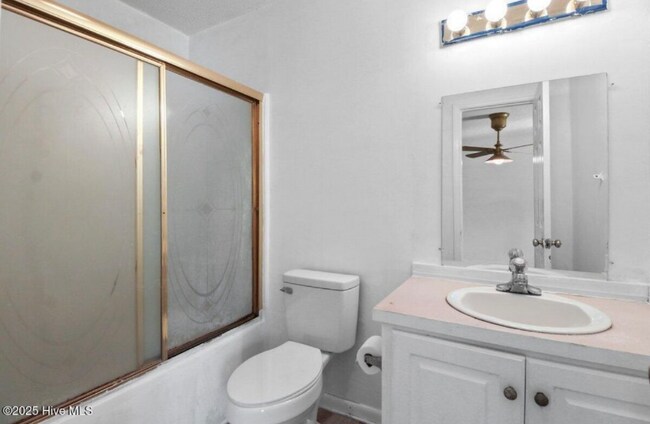 Foto del edificio - 1302 Ben Brewington Ct