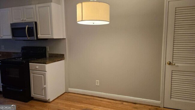Foto del edificio - 3668 Kingsboro Rd NE