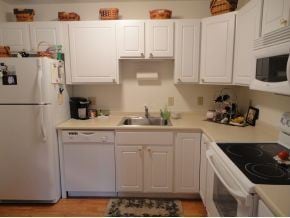 Primary Photo - 15 Lovell St