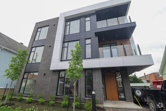 Building Photo - 174 Ethel St