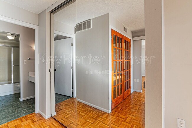 Foto del edificio - 740 N Pearl St
