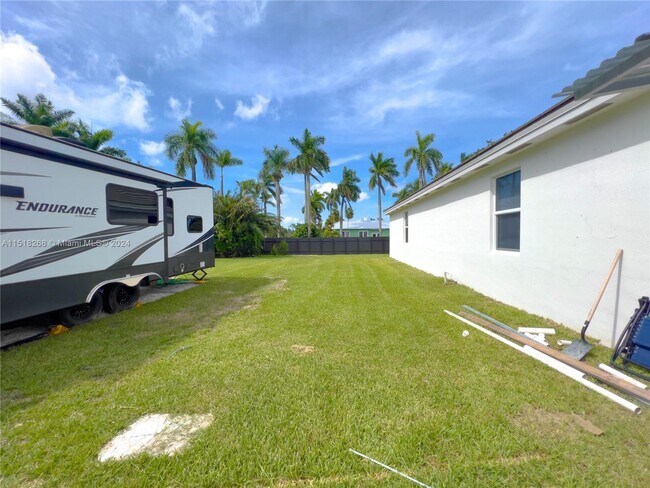 Building Photo - 29580 SW 178th Ct