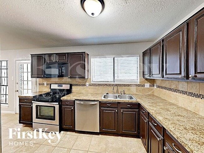Building Photo - 75 N Pathfinders Cir