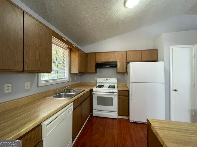 Foto del edificio - 5721 Glenn Hollow Ct