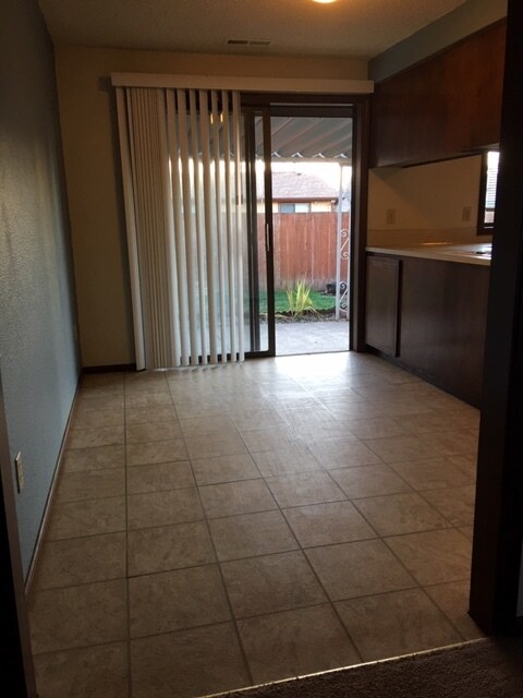 Foto del edificio - 1012 SE Dorothy Ave