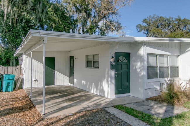 Building Photo - Cozy 2 bed/2 bath home for rent in the Mil...