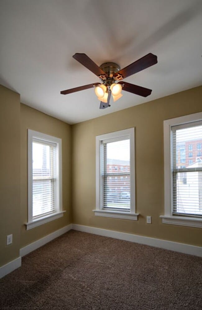 Foto del edificio - 1651 N Pearl St